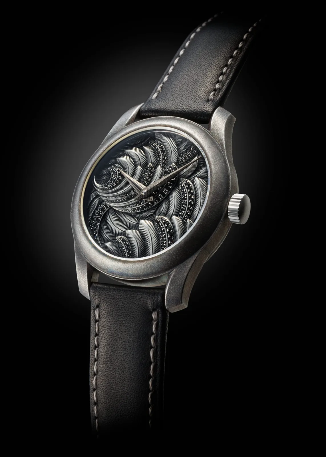 Silver Feathers, Black Diamonds